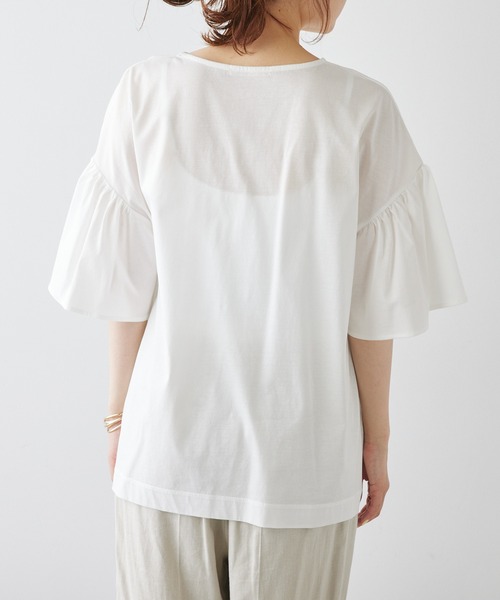 PUAL CE CIN（ピュアルセシン）の「ワンポイントプリントシルケット袖フリルTシャツ（Tシャツ/カットソー・レディース・ブラック系/ブルー系/オフホワイト/ブラック・FREE）」の10枚目の写真