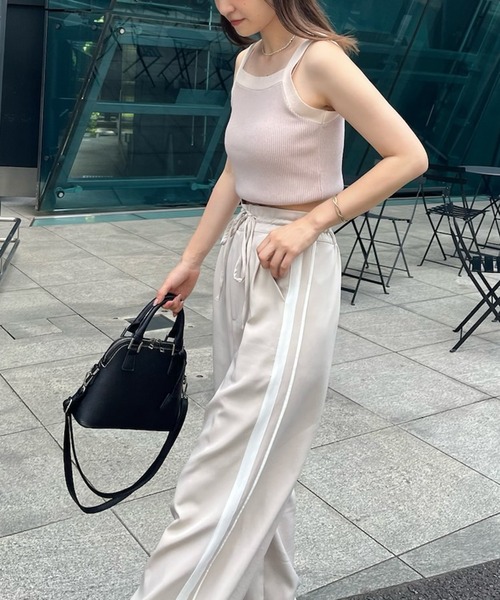 one after another NICE CLAUP(ワンアフターアナザーナイスクラップ)の「配色ニットタンクトップ(タンクトップ・レディース・アイボリー/オフホワイト/ピンク/ホワイト×ブラック・FREE)」の13枚目の写真