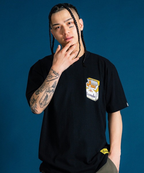 EXAMPLE(エグザンプル)の「EXAMPLE CIGARETTES S/S TEE(Tシャツ/カットソー・メンズ・ホワイト/ブラック・XXL/XL/M/L)」の2枚目の写真