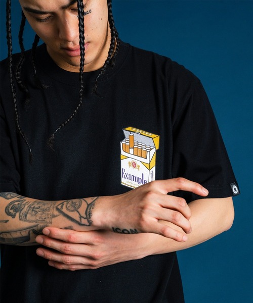 EXAMPLE(エグザンプル)の「EXAMPLE CIGARETTES S/S TEE(Tシャツ/カットソー・メンズ・ホワイト/ブラック・XXL/XL/M/L)」の6枚目の写真