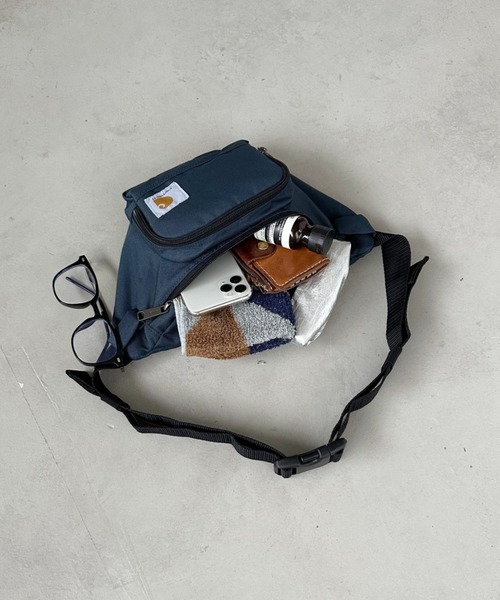 Carhartt（カーハート）の「Carhartt(カーハート)/クラシック ウエストバッグ ボディバッグ メッセンジャーバッグ Classic Waist Pack（ボディバッグ/ウエストポーチ・メンズ・ブラウン/グレー/ネイビー/ブラック・FREE）」の5枚目の写真