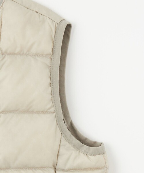 TAION（タイオン）の「＜TAION＞Vネック ボタン ベスト 110cm-140cm（ダウンベスト・キッズ・イエロー/ブラック/ダークグレー/ライトグレー・120cm/110cm/140cm/130cm）」の16枚目の写真