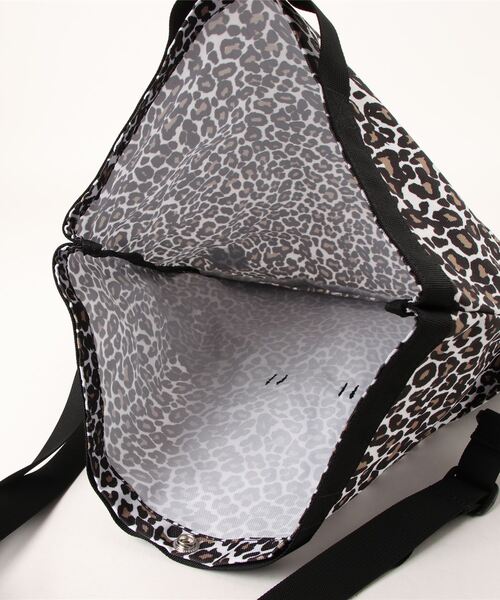 Drifter（ドリフター）の「FOLD SHOULDER TOTE／フォールドショルダートート（ショルダーバッグ・レディース・ホワイト系その他/レオパード/ダークグリーン/ブラック/ブルー・FREE）」の8枚目の写真