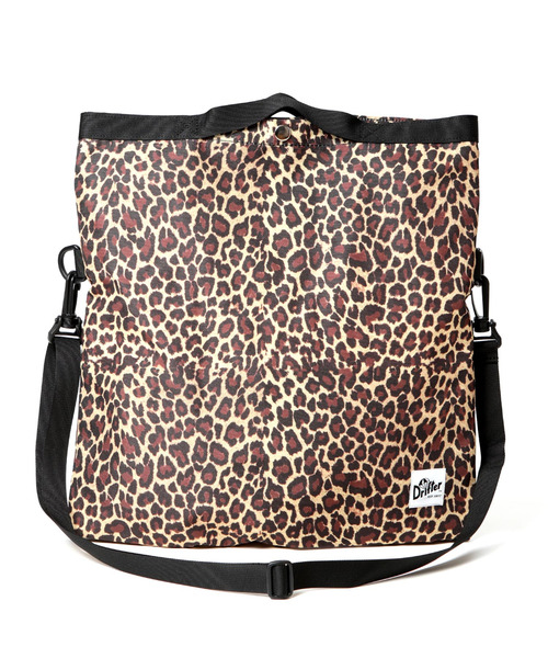 Drifter（ドリフター）の「FOLD SHOULDER TOTE／フォールドショルダートート（ショルダーバッグ・レディース・ホワイト系その他/レオパード/ダークグリーン/ブラック/ブルー・FREE）」の5枚目の写真
