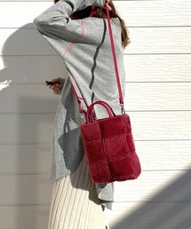 Q | イントレチャートミニバッグ(ショルダーバッグ)