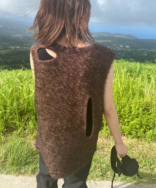 shesame(シーセム)の「アシメデザインニットベスト(ベスト・レディース・ブラウン・フリー)」の4枚目の写真