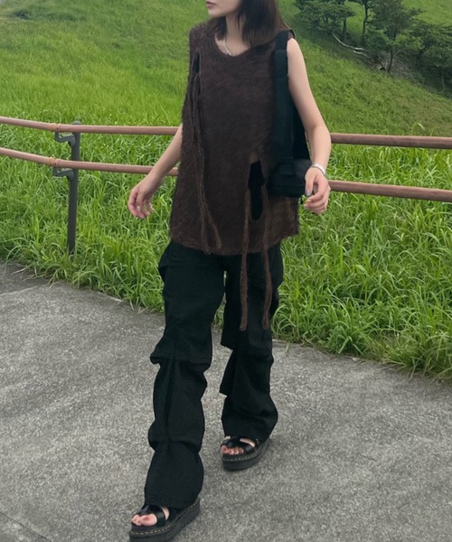 shesame(シーセム)の「アシメデザインニットベスト(ベスト・レディース・ブラウン・フリー)」の5枚目の写真