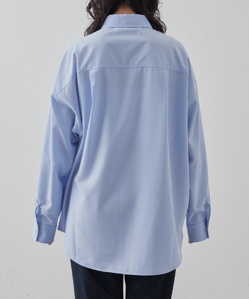 COLONY 2139(コロニートゥーワンスリーナイン)の「コットンライクポリレギュラーカラービッグシャツ(シャツ/ブラウス・レディース・オフホワイト/サックスブルー・FREE)」の12枚目の写真