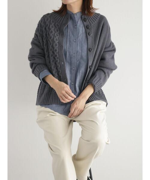 sm2rhythm（サマンサモスモスリズム）の「ボトルネックアシンメトリーアランニットカーディガン（カーディガン/ボレロ・レディース・マスタード/グレー/オフホワイト・F）」の4枚目の写真