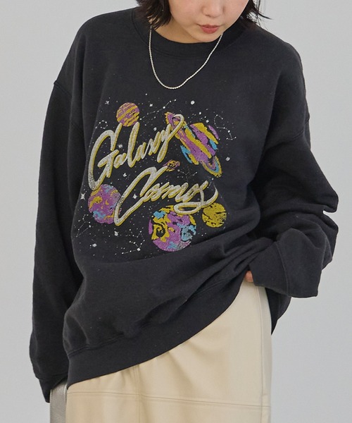 SCREEN STARS（スクリーンスターズ）の「【SCREEN STARS】別注/Galaxy Cosmosスウェット（スウェット・レディース・ブラック/チャコールグレー/スミクロ・F/3L/4L）」の8枚目の写真