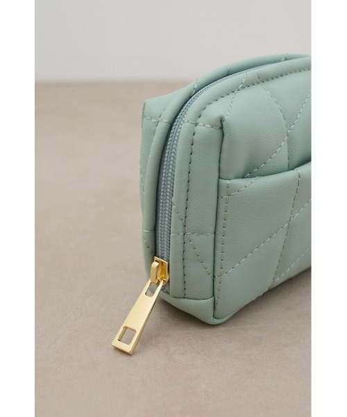 AZUL by moussy(アズールバイマウジー)の「キルティングスクエアミニポーチ(ポーチ・レディース・ライトブルー/グレイッシュベージュ/ブラック・FREE)」の20枚目の写真