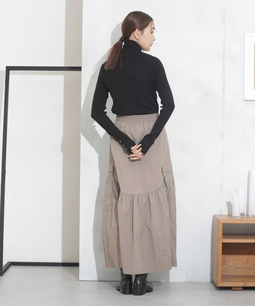 NANO universe（ナノユニバース）の「ウエストドロストナイロンギャザーボリュームスカート（スカート・レディース・モカ/アイボリー/ブラック・FREE）」の16枚目の写真