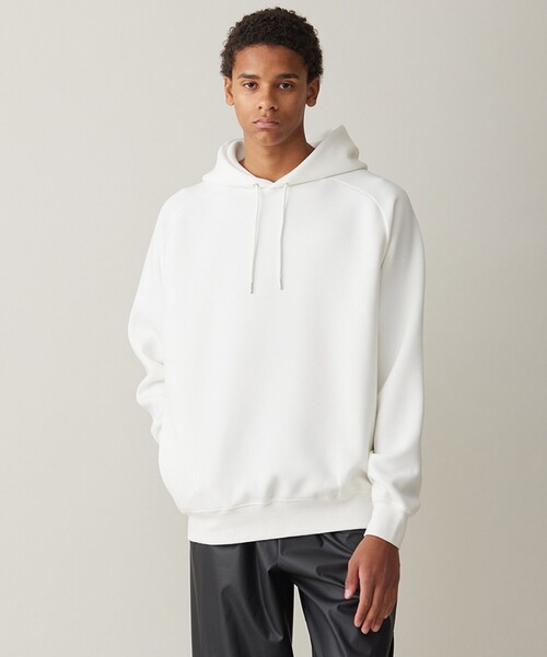 UNFILO(アンフィーロ)の「BEAUTY FORM JERSEY パーカー(Tシャツ/カットソー・メンズ・ネイビー系/ベージュ系/ホワイト系/オールドローズ系/グレー系/ブラック系・X-LARGE/LARGE/MEDIUM/SMALL)」の2枚目の写真