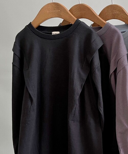 DRC branshes（ディーアールシーブランシェス）の「【WEB限定/DRC/お肌に嬉しい綿100％】肩タック長袖ワンピース（ワンピース・キッズ・ブルーグレー/ブラック/フューシャピンク/チャコールグレー/ブラウン・120/150/100/140/110/130）」の2枚目の写真
