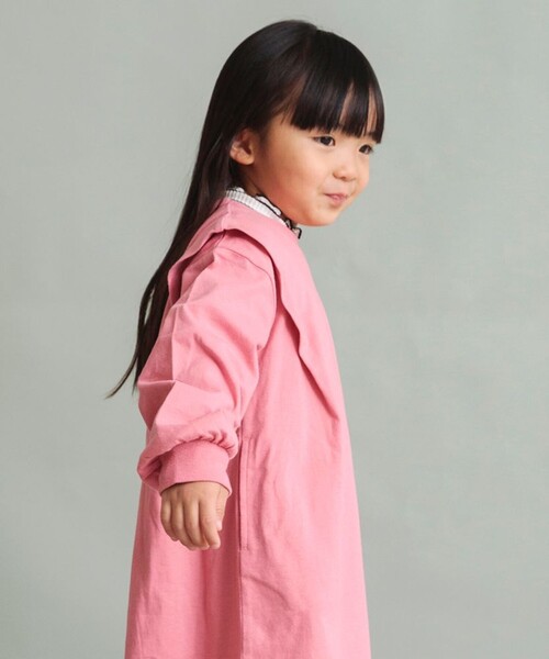 DRC branshes（ディーアールシーブランシェス）の「【WEB限定/DRC/お肌に嬉しい綿100％】肩タック長袖ワンピース（ワンピース・キッズ・ブルーグレー/ブラック/フューシャピンク/チャコールグレー/ブラウン・120/150/100/140/110/130）」の7枚目の写真