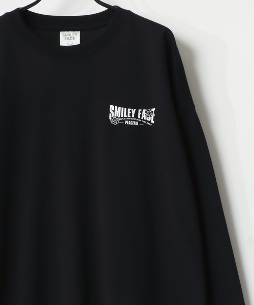 SMILEY FACE（スマイリーフェイス）の「SMILEY FACE/スマイリーフェイス オーバーサイズ 袖プリント バックプリント ロゴ ワンポイント ロングスリーブTシャツ/吸水速乾 UVカット ロンT/レディース メンズ（Tシャツ/カットソー・レディース・ホワイト系その他/ラベンダー/スミクロ/ミント/ホワイト/ブラック系その他/ブラック/ネイビー・L/M/LL）」の13枚目の写真
