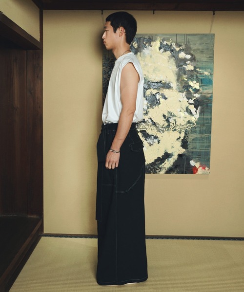 Aphlotus(アプロタス)の「ステッチ配色 ハカマデザイン フレアパンツ(その他パンツ・メンズ・ブラック/アイボリー・MEDIUM/LARGE)」の18枚目の写真
