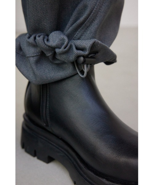 AZUL by moussy（アズールバイマウジー）の「イージーカーゴパンツ（カーゴパンツ・レディース・ブラック/グレー・SMALL/MEDIUM）」の8枚目の写真