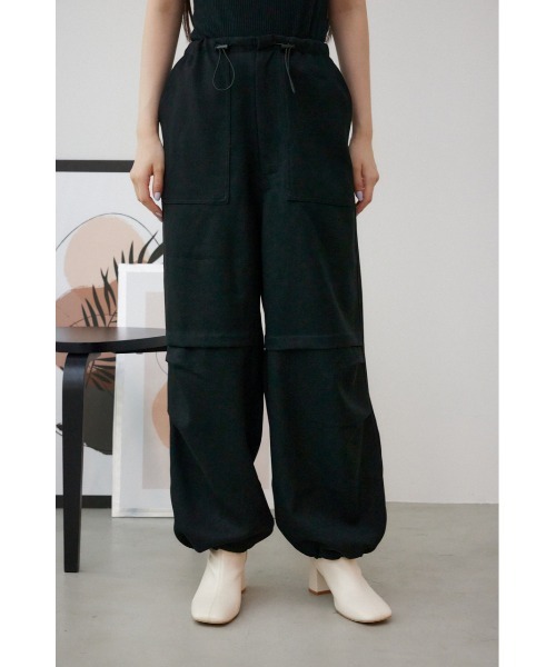 AZUL by moussy（アズールバイマウジー）の「イージーカーゴパンツ（カーゴパンツ・レディース・ブラック/グレー・SMALL/MEDIUM）」の12枚目の写真