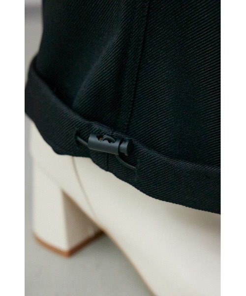 AZUL by moussy（アズールバイマウジー）の「イージーカーゴパンツ（カーゴパンツ・レディース・ブラック/グレー・SMALL/MEDIUM）」の19枚目の写真