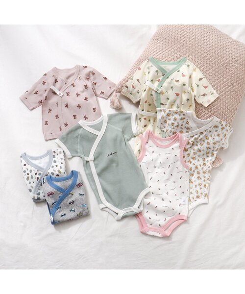 apres les cours（アプレレクール）の「ベビー半袖フライスグレコ肌着（肌着・キッズ・グレー/アイボリー/サーモンピンク/ベージュ/ミント・80/70）」の7枚目の写真