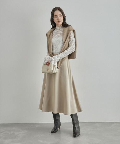 ROPE'（ロペ）の「袖ギャザーレースカットソー（ニット/セーター・レディース・オフホワイト/ブラック・FREE）」の5枚目の写真