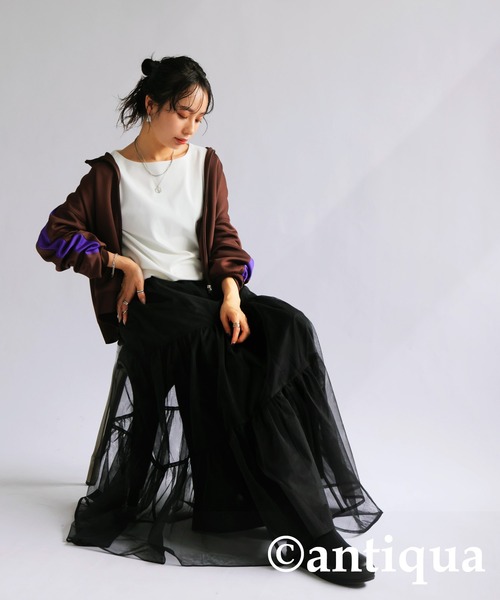 antiqua（アンティカ）の「綿100％ スムースボートネックT（Tシャツ/カットソー・レディース・スミクロ/オフホワイト/カーキ/ブラック/ネイビー・L/M/XL）」の8枚目の写真