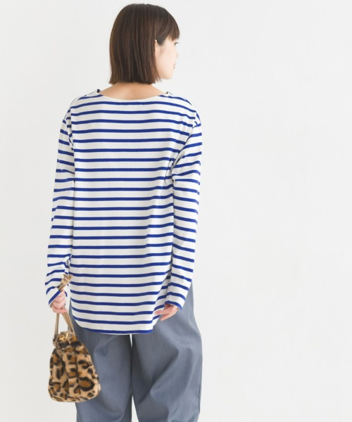 OMNES（オムネス）の「10番単ボーダー裾ラウンド長袖Tシャツ（Tシャツ/カットソー・レディース・ベージュ系その他/ホワイト系その他3/ホワイト系その他/ホワイト×ブルー/ホワイト×ブラック/ホワイト系その他2/ピンク系その他・FREE）」の19枚目の写真