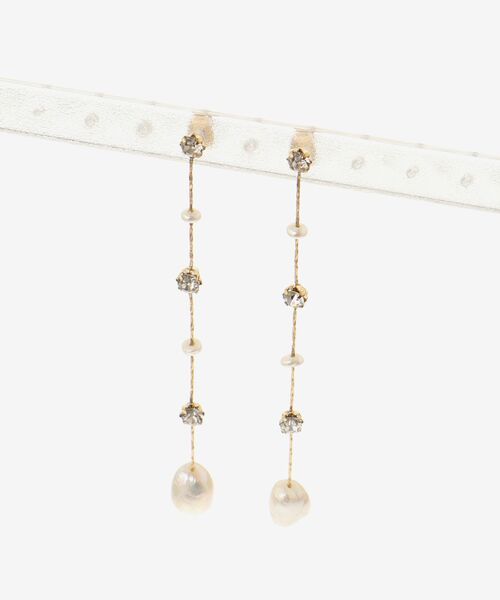 MAJESTIC LEGON（マジェスティックレゴン）の「繊細ビジューピアス（ピアス（両耳用）・レディース・B/シルバー/A・FREE）」の7枚目の写真