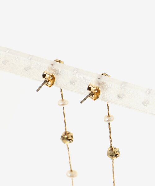 MAJESTIC LEGON（マジェスティックレゴン）の「繊細ビジューピアス（ピアス（両耳用）・レディース・B/シルバー/A・FREE）」の9枚目の写真