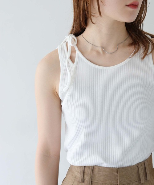 CLEIO(クレイオ)の「【CLEIO】前後2WAYアシンメトリータンクトップ(Tシャツ/カットソー・レディース・ホワイト/ブラック/ライトオリーブ・FREE)」の6枚目の写真