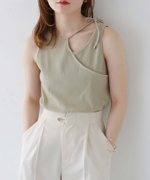 CLEIO(クレイオ)の「【CLEIO】前後2WAYアシンメトリータンクトップ(Tシャツ/カットソー・レディース・ホワイト/ブラック/ライトオリーブ・FREE)」の18枚目の写真