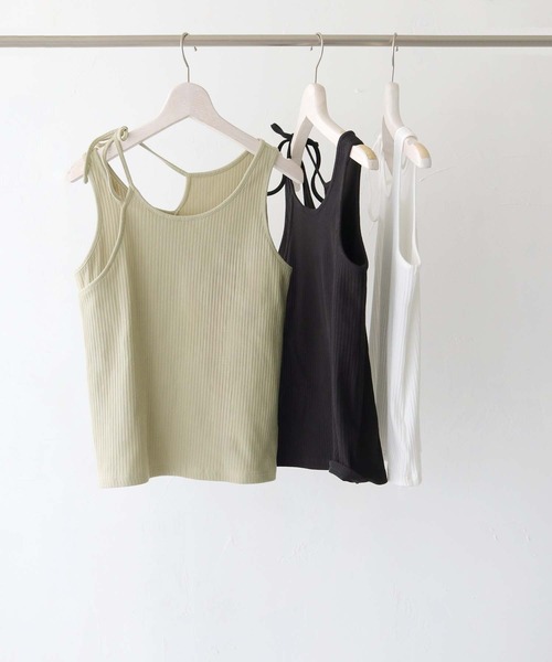 CLEIO(クレイオ)の「【CLEIO】前後2WAYアシンメトリータンクトップ(Tシャツ/カットソー・レディース・ホワイト/ブラック/ライトオリーブ・FREE)」の9枚目の写真