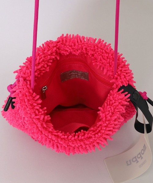 COOCO（クーコ）の「【ｍｏｐｐｕ】　ふわふわ素材の巾着ショルダーバッグ（ショルダーバッグ・レディース・イエロー/ピンク/オフホワイト/ブルー/グレー・9）」の21枚目の写真