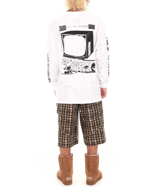 Basic Pleasure Mode(ベーシックプレジャーモード)の「ストリートファッション Y2Kファッション Basic Pleasure Mode ベーシックプレジャーモード DEAD KENNEDYS LICENSE L/S TEE 長袖トップス 長袖Tシャツ プリントTシャツ ロンT オーバーサイズ(Tシャツ/カットソー・メンズ・ホワイト・L/M)」の4枚目の写真