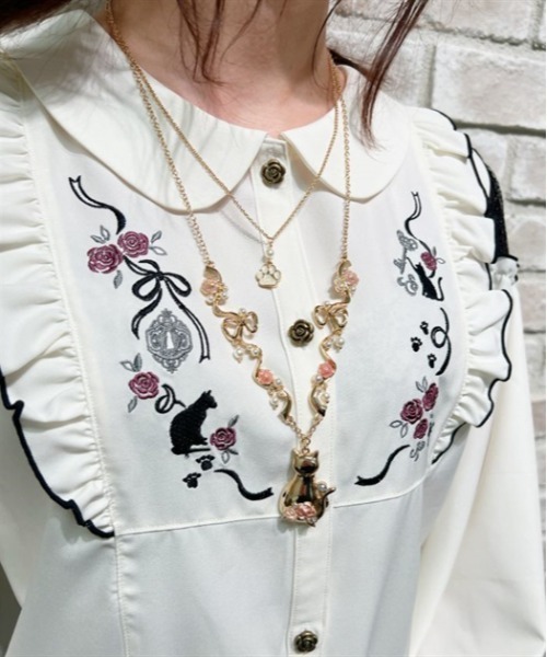 axes femme(アクシーズファム)の「猫モチーフ×リボンネックレス(ネックレス・レディース・シルバー/ゴールド・FREE)」の4枚目の写真