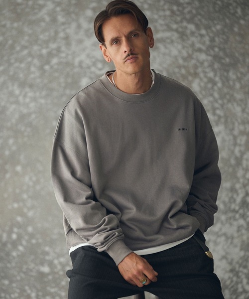 THEOREM（セオレム）の「msw1445- One Point Embroidered Laidback Sweatshirt スウェット（スウェット・メンズ・グレー/ブラック/グリーン/ベージュ/チャコール/サックスブルー・L/XL/M）」の3枚目の写真