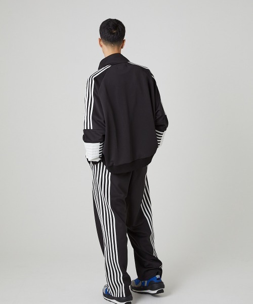 DISCOVERED（ディスカバード）の「DISCOVERED TRACK BLOUSON