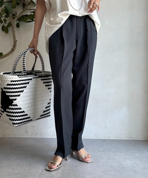 DouDou（ドゥドゥ）の「【新色追加】【WEB限定】テーパードパンツ（その他パンツ・レディース・ブラック/ベージュ/イエロー/チャコールグレー/ブルー/ピンク・38/36）」の4枚目の写真