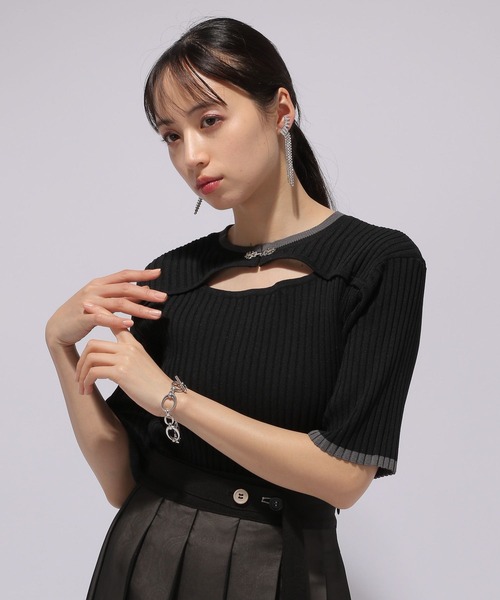 HARE(ハレ)の「フロントアキメタルニット(HARE)(ニット/セーター・レディース・ブラック/レッド・FREE)」の5枚目の写真