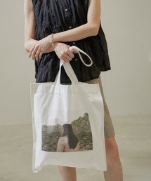 SALON adam et rope'（サロン アダム エ ロペ）の「【Alec Soth（アレック・ソス）】フォトトートバッグ（トートバッグ）」