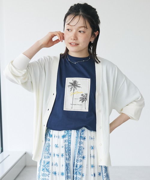 CRAFT STANDARD BOUTIQUE（クラフトスタンダードブティック）の「UVカット/接触冷感/洗える/Vネックニットカーディガン（カーディガン/ボレロ・レディース・ブラック/アイボリー/グレイッシュベージュ/レッド・FREE）」の2枚目の写真