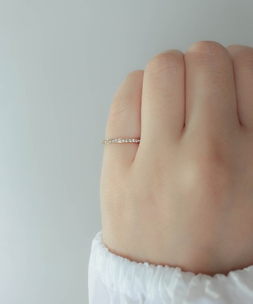 ebine（エビネ）の「金属アレルギー/half eternity pinky ring/サージカルステンレス（リング・レディース・シルバー/ゴールド/ピンクゴールド・1号/3号/5号）」の4枚目の写真