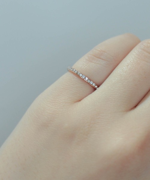 ebine（エビネ）の「金属アレルギー/half eternity pinky ring/サージカルステンレス（リング・レディース・シルバー/ゴールド/ピンクゴールド・1号/3号/5号）」の5枚目の写真