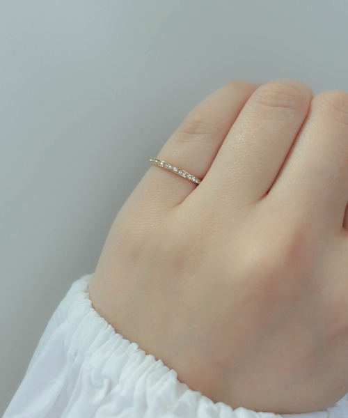 ebine（エビネ）の「金属アレルギー/half eternity pinky ring/サージカルステンレス（リング・レディース・シルバー/ゴールド/ピンクゴールド・1号/3号/5号）」の6枚目の写真