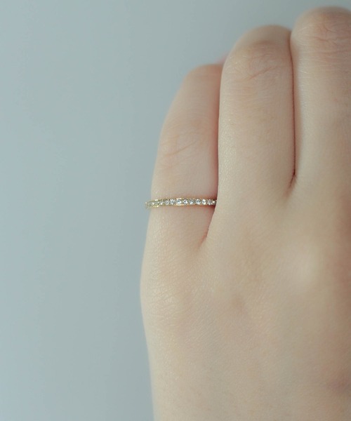 ebine（エビネ）の「金属アレルギー/half eternity pinky ring/サージカルステンレス（リング・レディース・シルバー/ゴールド/ピンクゴールド・1号/3号/5号）」の7枚目の写真