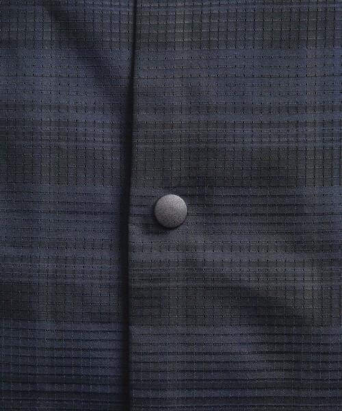 UNITED ARROWS（ユナイテッドアローズ）の「DotAir ドットエア チェック ダブルポケット ヘムコードシャツ -ストレッチ-（シャツ/ブラウス・メンズ・ネイビー・L/M/S）」の5枚目の写真