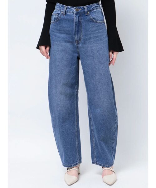 LAGUNAMOON（ラグナムーン）の「コクーンデニムパンツ（デニムパンツ・レディース・ブルー・SMALL/MEDIUM）」の21枚目の写真