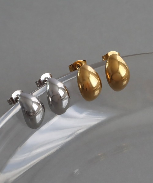 abaskdesign（アバスクデザイン）の「金属アレルギー対応 ぷっくりドロップステンレスピアス（ピアス（両耳用）・レディース・ゴールド/シルバー・FREE）」の10枚目の写真