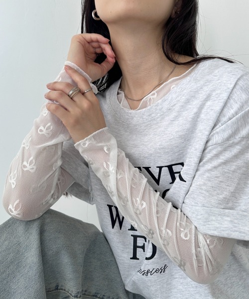CLEA(クレア)の「メニーリボンシアートップス(Tシャツ/カットソー・レディース・ホワイト/ブラック・FREE)」の1枚目の写真